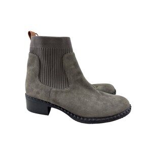 Gentle Souls Women's Ankle Boots Chelsea Grey  Knit Panel Leather Size 10 Flaw